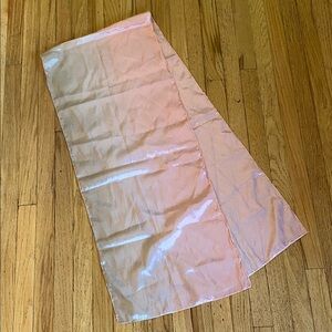 Elegant Pinky-Champagne Scarf